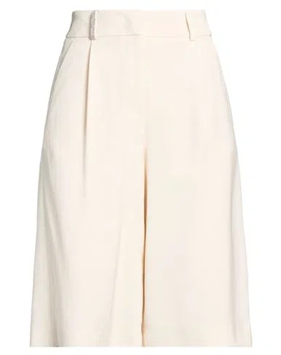 Peserico Woman Shorts & Bermuda Shorts Ivory Size 6 Rayon, Elastane In Neutral