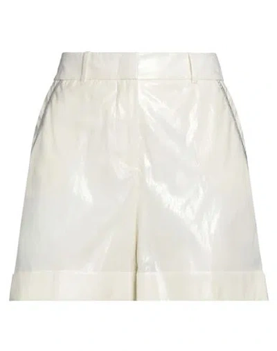 Peserico Woman Shorts & Bermuda Shorts Off White Size 6 Cotton, Polyester