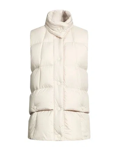 Peserico Woman Vest Ivory Size 4 Polyester In White