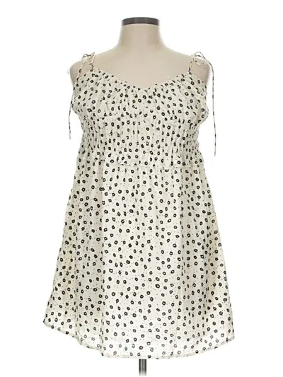 Pre-owned Petal And Pup Casual Dress In Ivory