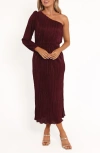Petal And Pup Petal & Pup Pontee Plissé One-shoulder Midi Dress In Burgundy