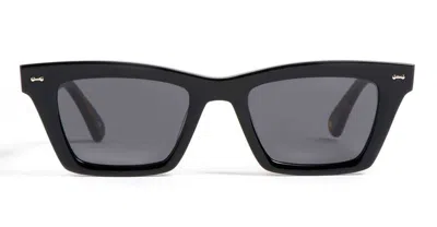 Peter And May Sunglasses In Black
