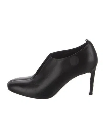 Pre-owned Peter Do Leather Pumps In Black