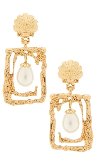 Petit Moments Castaway Earring In Neutral