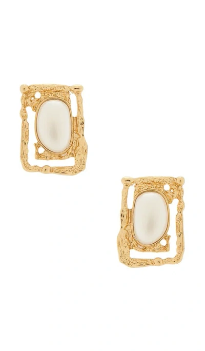 Petit Moments Coastal Gem Earrings In Neutral