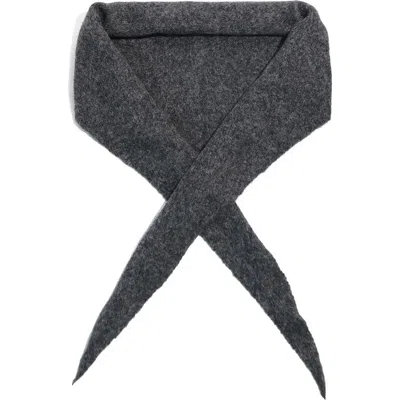 Petit Moments Courchevel Triangle Scarf In Gray