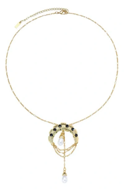 Petit Moments Dusk Pendant Necklace In Gold