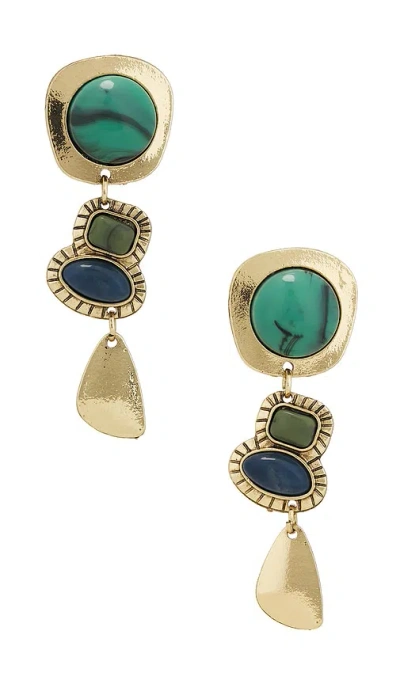 Petit Moments Tacoma Earrings In Gold