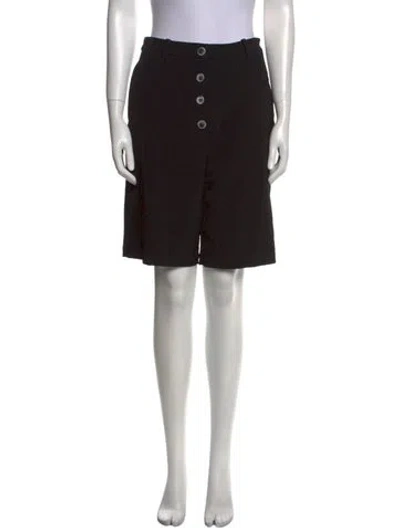Pre-owned Petite Studio Nyc Knee-length Shorts In Black
