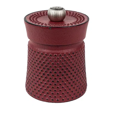 PEUGEOT CAST IRON PEPPER MILL, 3