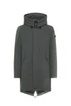 Peuterey Three-layer Sturdy Fabric Parka In Green