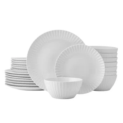 Pfaltzgraff Fluted Grace 24-piece Dinnerware Set, Service For 8 In White