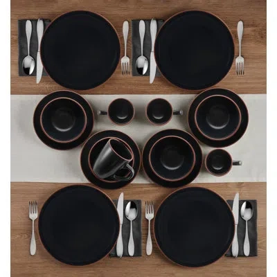 Pfaltzgraff Hunter 16-piece Stoneware Dinnerware Set, Service For 4 In Black