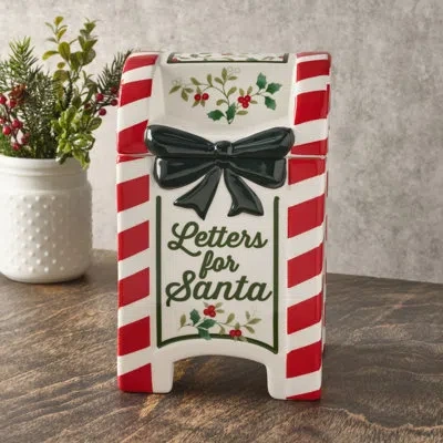Pfaltzgraff Winterberry Mailbox Cookie Jar In Multi