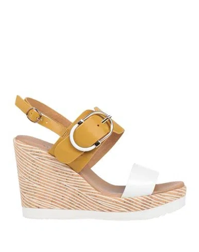 Phil Gatièr By Repo Woman Sandals Mustard Size 8 Leather