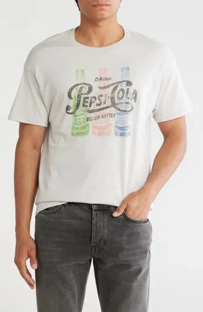 Philcos Pepsi Bigger Better Graphic T-shirt