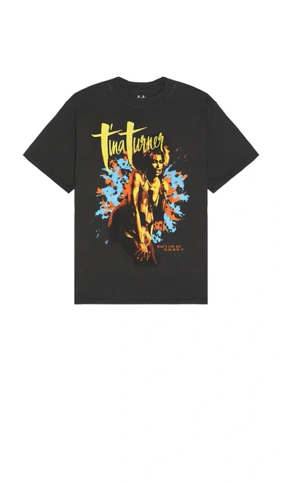 Philcos Tina Turner What's Love Boxy Tee In 黑色