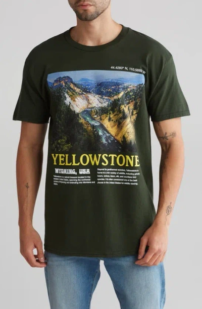 Philcos Yellowstone Wyoming Graphic T-shirt In Forest Green
