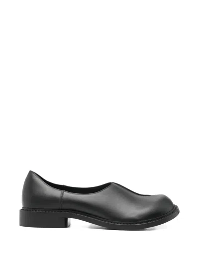 Phileo Slip-on Leather Loafers In Black