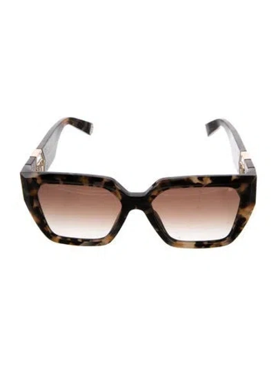 Pre-owned Philipp Plein Cat-eye Gradient Sunglasses In Brown
