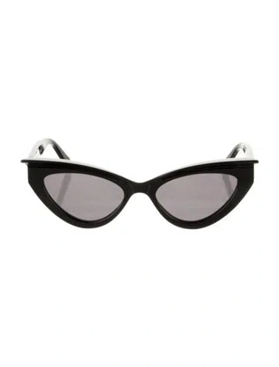 Pre-owned Philipp Plein Cat-eye Tinted Sunglasses In Black