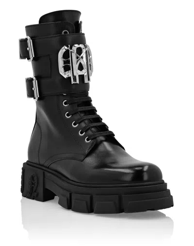 Philipp Plein Gothic Plein Mid Flat Leather Boots In Black