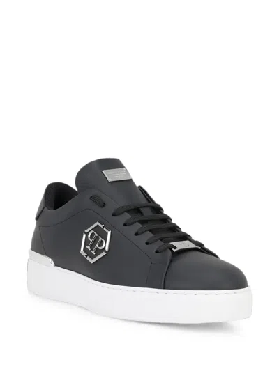 Philipp Plein Logo-plaque Low-top Sneakers In Black