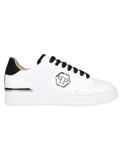 Philipp Plein Low Top Sneakers In White/black
