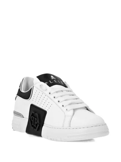 Philipp Plein Hexagon Low Top Sneaker In White