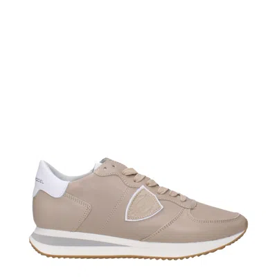 Philippe Model Leather Low Women's Tops In Sand