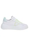 Philippe Model Tres Temple Low In White And Yellow Leather In Blanc/jaune