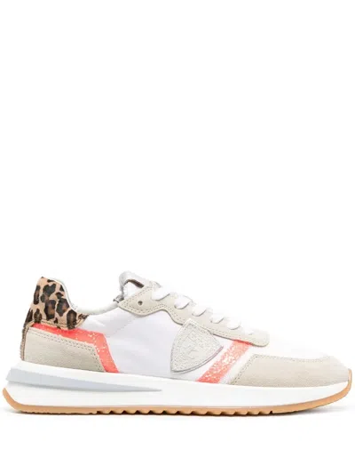Philippe Model Logo-patch Low-top Sneakers In Weiss