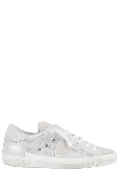 Philippe Model Low-top Metallic Leather Sneakers In Silver