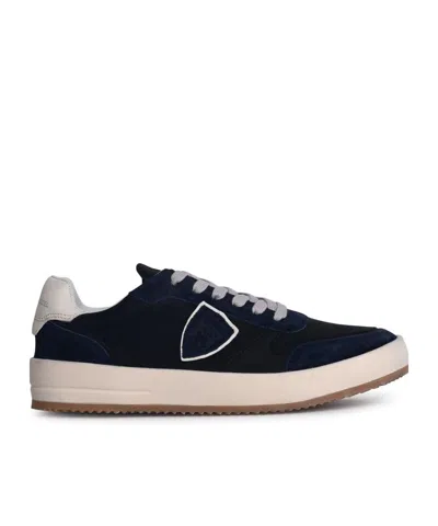 Philippe Model Round Head Laced Sneakers In Black