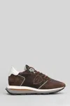 Philippe Model Trop Haute Low Sneakers In Brown Suede And Fabric In Brown