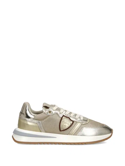 Philippe Model Tropez 2.1 Shield-patch Low-top Sneakers In Gold