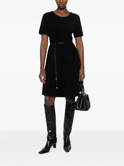 Philo-sofie Short-sleeve Knitted Midi Dress In Black