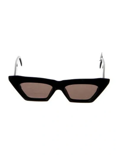 Pre-owned Phoebe Philo Cat-eye Tinted Sunglasses In Black