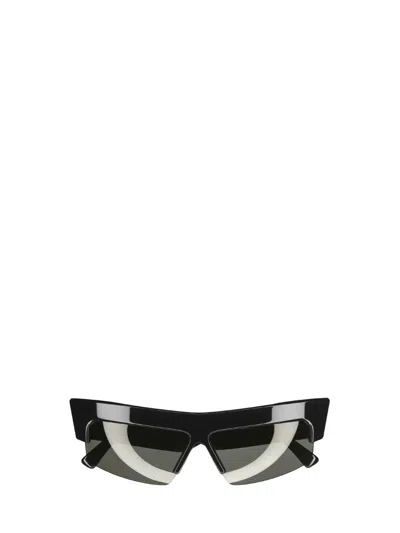 Phoebe Philo Chic Women's Mini Sunglasses In Black