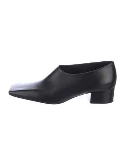 Pre-owned Phoebe Philo Leather Pumps In Black
