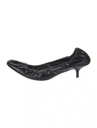 Pre-owned Phoebe Philo Leather Pumps In Black