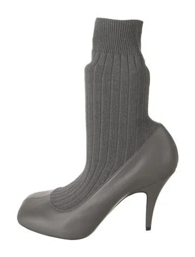 Pre-owned Phoebe Philo Leather Pumps W/ Tags In Grey