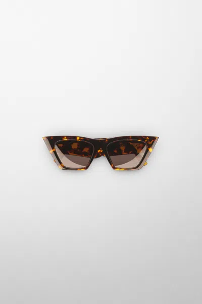 Phoebe Philo Peak Sunglasses In Brown