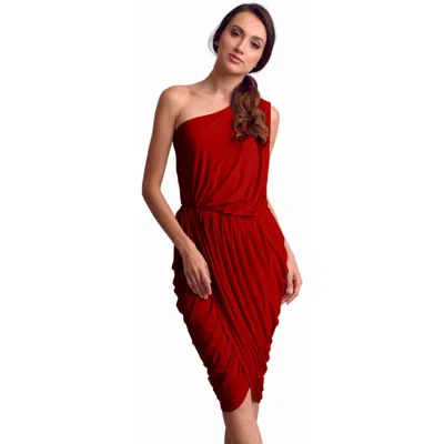 Pia Gladys Perey Celine In Red