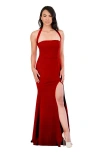 Pia Gladys Perey Enid In Red