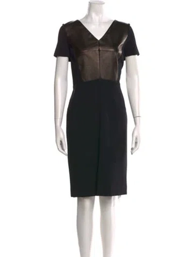 Pre-owned Piazza Sempione V-neck Knee-length Dress In Black
