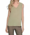 Picadilly Basic V-neck Tank In Green In Green