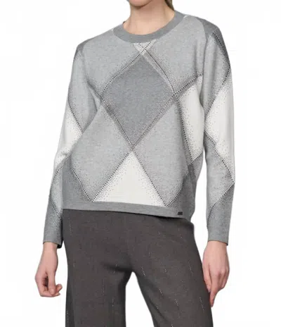 Picadilly Diamond Top In Pattern In Gray