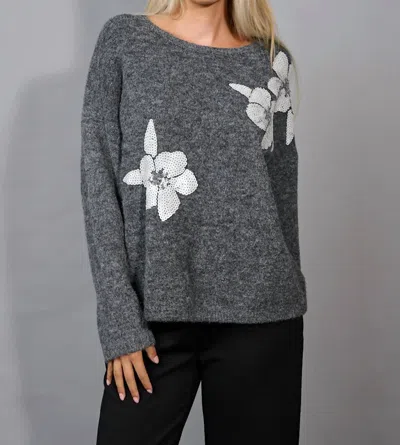 Picadilly Floral Sequin Embroidered Top In Pattern In Gray