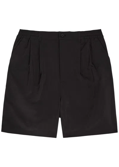 Picante Pleated Shell Shorts In Black